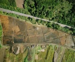 建石ヶ原遺跡の航空写真